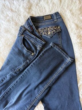 Earl Jeans Women’s Stretch Skinny Jeans w/ Embellished Back Pockets Blue